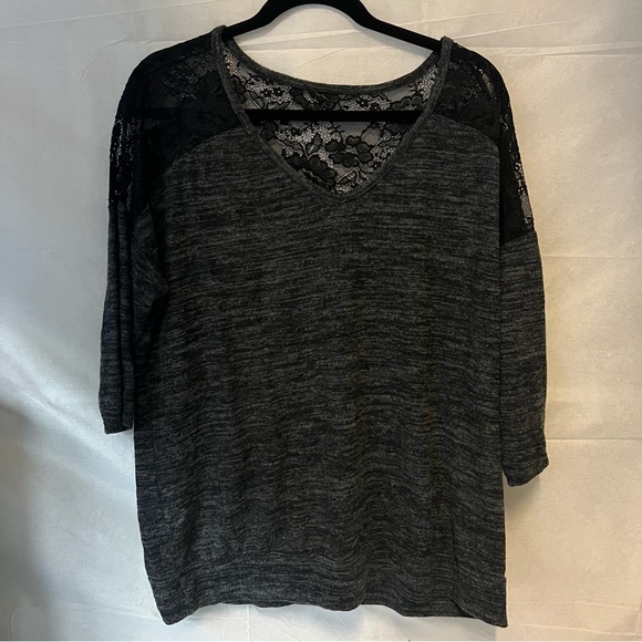 Torrid Relaxed Fit Super Soft Plush V-Neck Lace Yoke Dolman Top XL - Picture 6 of 14